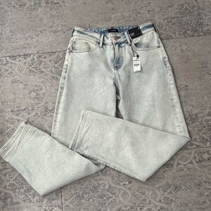 NEW! Express Acid White Wash Boyfriend Jeans | Size 2
